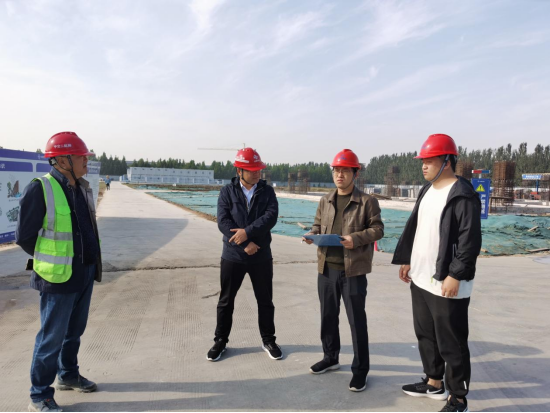 城投集團開展揚塵治理專項檢查